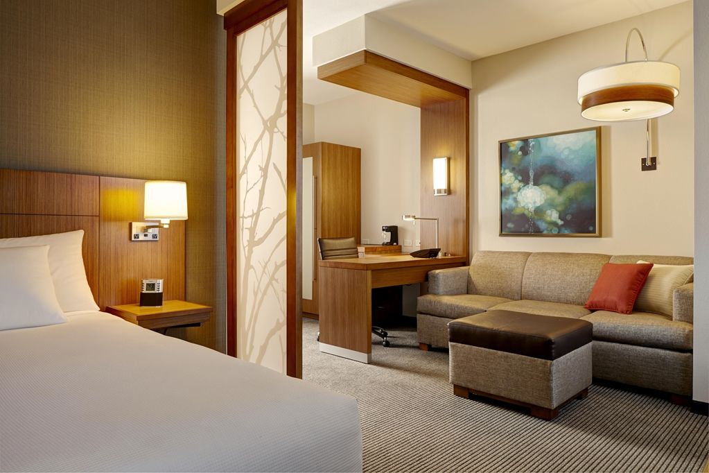 Hyatt Place Columbus Rum bild